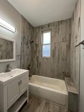 1355 S Springfield Ave in Chicago, IL - Building Photo - Building Photo