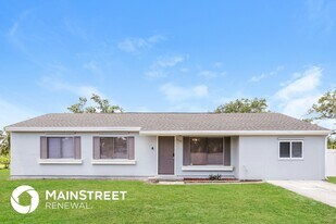 1589 Alton Rd in Port Charlotte, FL - Building Photo