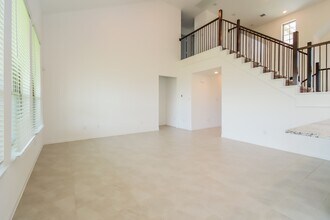 9451 Vis Fls Trce in Houston, TX - Building Photo - Building Photo