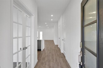 3609 Oakvale Dr in Conroe, TX - Building Photo - Building Photo