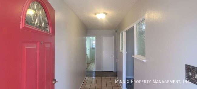 3609 Stanolind Ave in Midland, TX - Foto de edificio - Building Photo