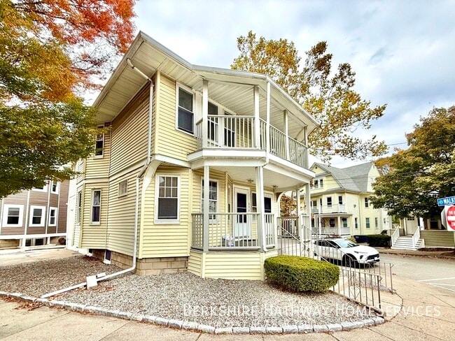 property at 879 Broadway