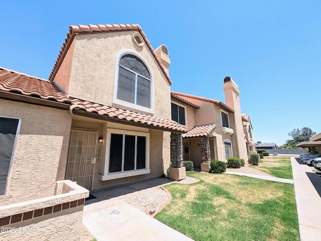 4601 N 102nd Ave in Phoenix, AZ - Building Photo - Building Photo
