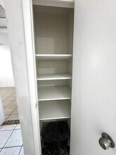 5313 NW 23rd St in Lauderhill, FL - Foto de edificio - Building Photo