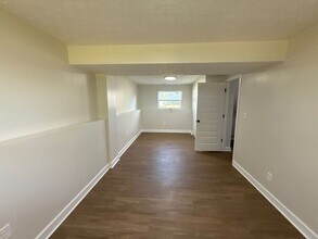 2307 Bridlewood Blvd in Obetz, OH - Building Photo - Building Photo