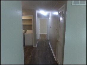 1807 Sanford Dr in Little Rock, AR - Building Photo - Building Photo