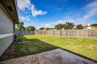 2203 Overview Ln in Garland, TX - Building Photo - Building Photo