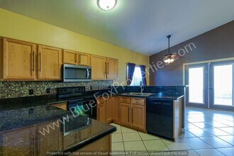 9103 E Sugar Sumac St in Tucson, AZ - Building Photo - Building Photo
