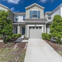 319 Richmond Dr in Saint Johns, FL - Building Photo