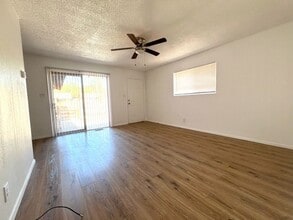 1204 Arnold Dr in Reno, NV - Foto de edificio - Building Photo