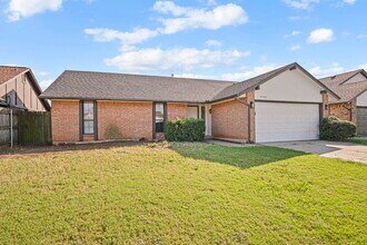 8408 NW 109th St in Oklahoma City, OK - Building Photo - Building Photo