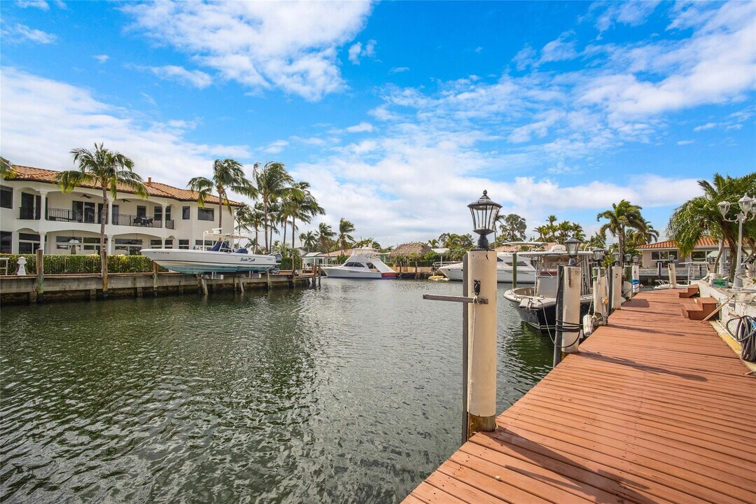 1311 NE 27th Way in Pompano Beach, FL - Building Photo