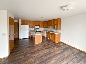 408 Aloysius Ct in De Pere, WI - Building Photo - Building Photo