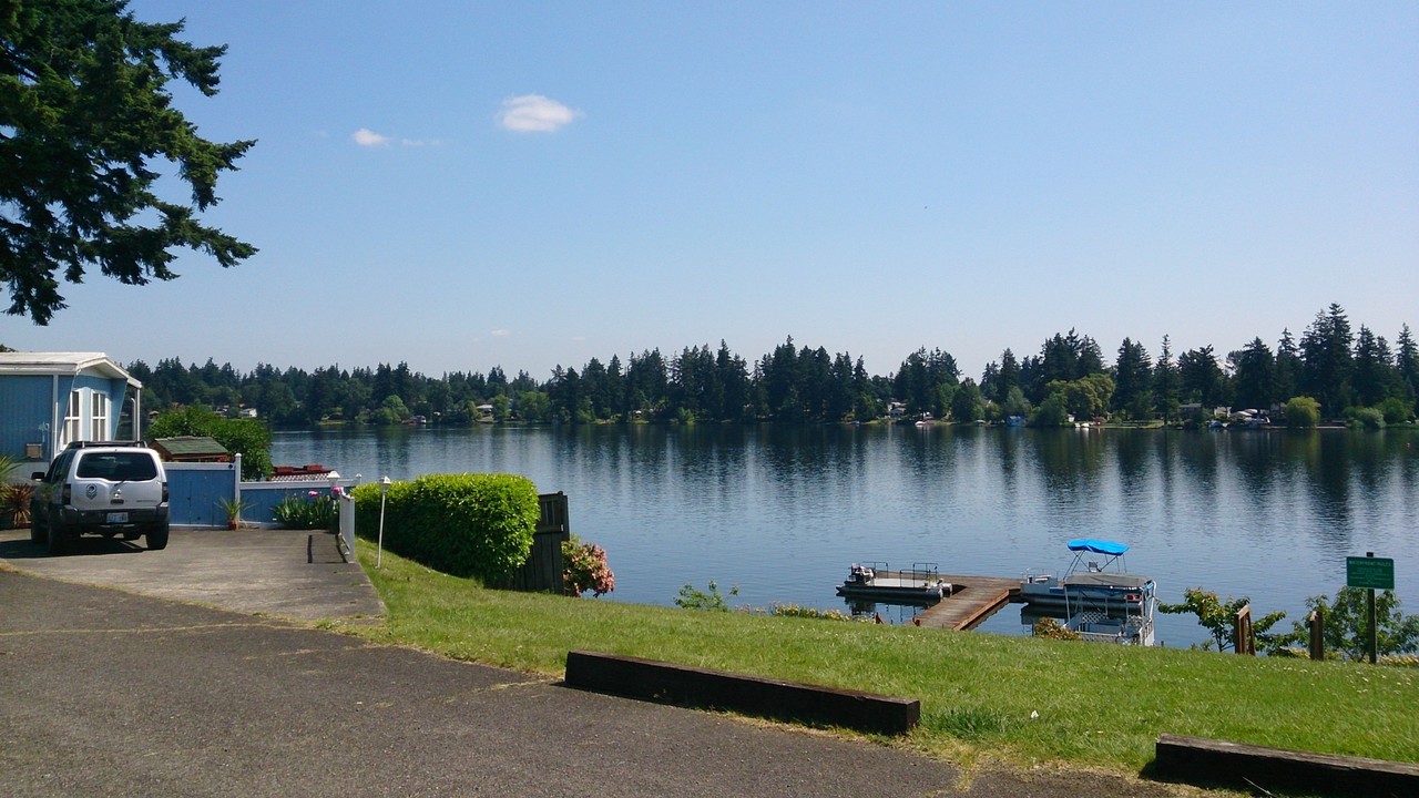 Lakeside Terrace Mobile Home Park in Spanaway, WA - Building Photo