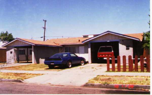 2239 Berkeley Way in San Jose, CA - Foto de edificio