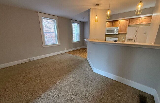 3251 Bishop St in Cincinnati, OH - Building Photo - Building Photo