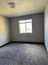 5501 Verona Rd, Unit Unit 101 in Verona, PA - Foto de edificio - Building Photo