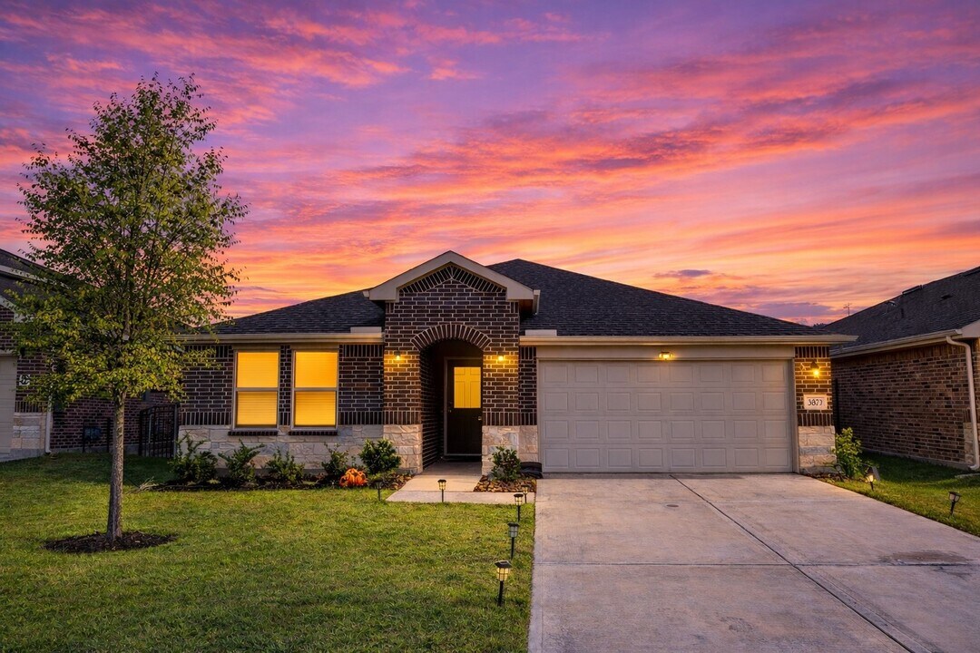 3073 Emerald Ocean Dr in Katy, TX - Building Photo