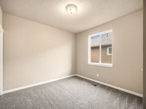 3213 S Dearborn Ln in Spokane, WA - Building Photo - Building Photo