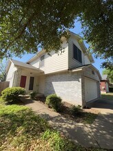 2016 Buckley Ln in Round Rock, TX - Building Photo - Building Photo