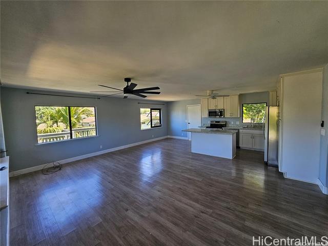 84-918-918 Hana St in Waianae, HI - Building Photo - Building Photo