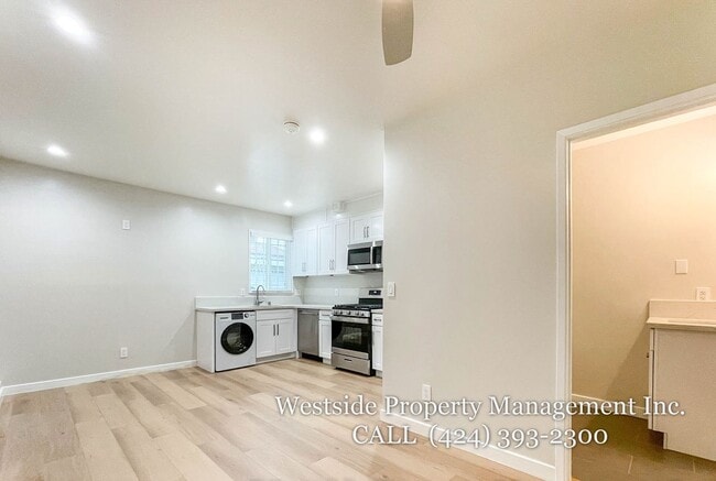 318 Ximeno Ave in Long Beach, CA - Building Photo - Building Photo