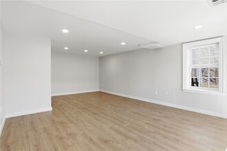 1474 Marsh Rd in Pittsford, NY - Building Photo - Building Photo