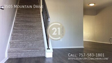 3505 Mountain Dr in Virginia Beach, VA - Building Photo - Building Photo