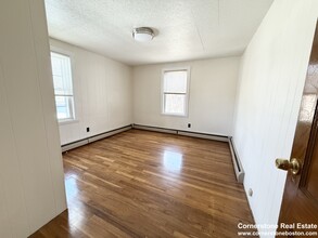 7 Mission St, Unit 2 in Boston, MA - Building Photo - Building Photo