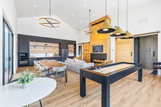 Westland Townhomes in Richland, WA - Foto de edificio - Building Photo