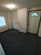 711 N Elm St in Pittsburg, KS - Building Photo - Building Photo