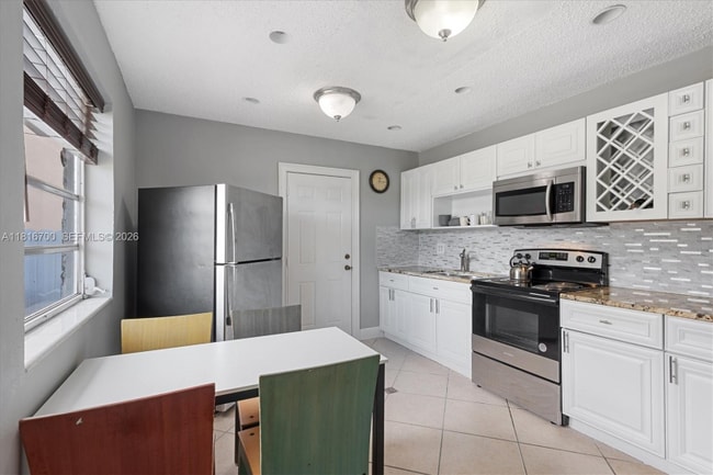 5726 SW 20th St in Miami, FL - Building Photo - Building Photo