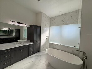 547 Sanctuary Golf Pl in Apopka, FL - Building Photo - Building Photo