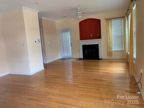 15402 St Christopher Ct in Charlotte, NC - Building Photo - Building Photo