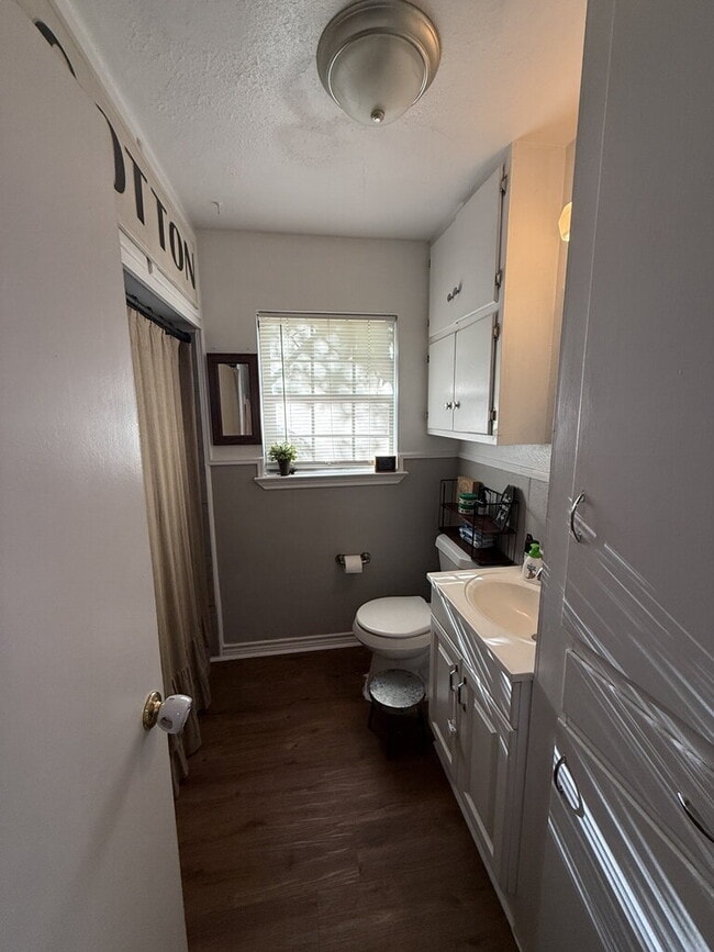 107 S Greenview Dr in Stephenville, TX - Building Photo - Building Photo