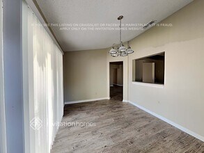 8201 Scarborough Ct in Orlando, FL - Foto de edificio - Building Photo