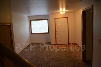 710 Drayton St in Lynden, WA - Building Photo - Building Photo