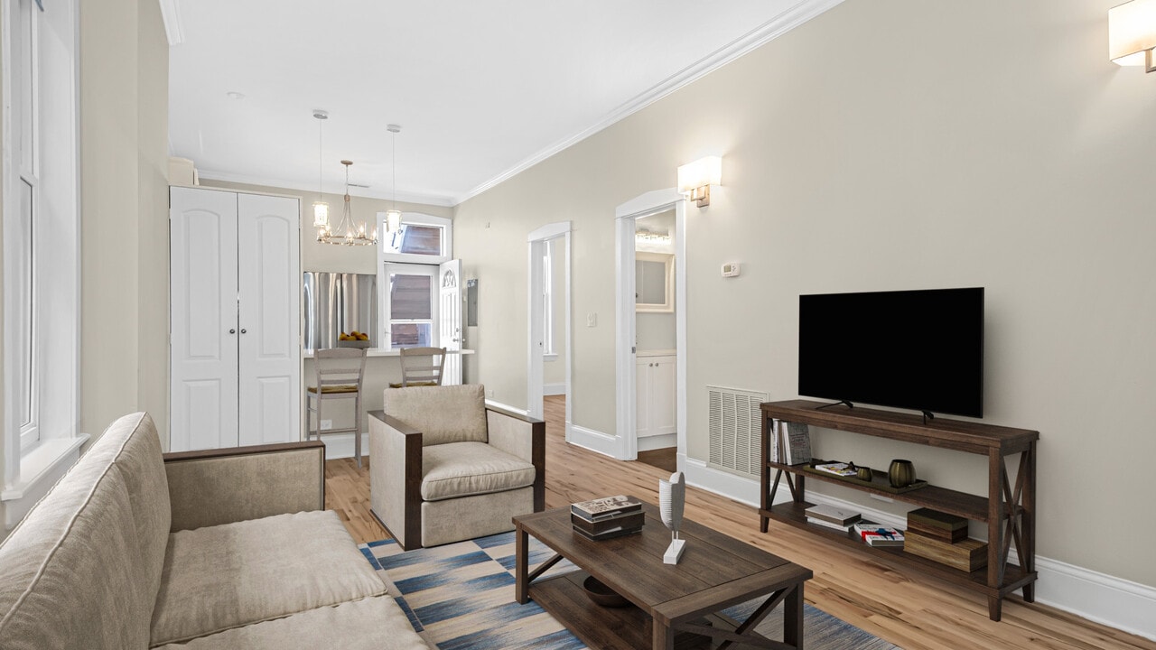 1040 N Winchester Ave in Chicago, IL - Building Photo