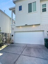 4702 Oats St in Houston, TX - Building Photo