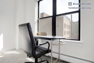 200 E Chestnut St in Chicago, IL - Building Photo - Building Photo