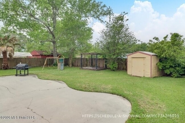 7201 Bienville Dr in Biloxi, MS - Foto de edificio - Building Photo