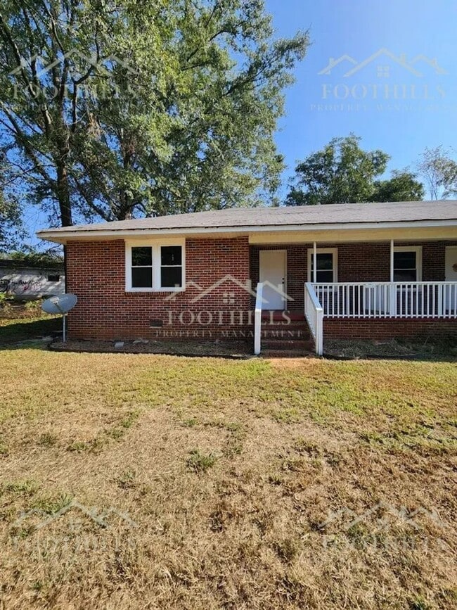 3311 Berry Ln