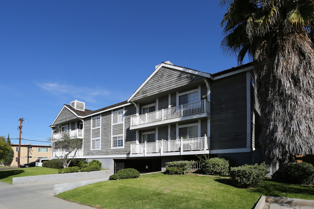 10144 Tabor St in Los Angeles, CA - Building Photo