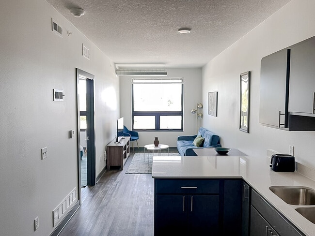 1261 8th St, Unit SI ID1036841P