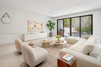 2984 Coconut Ave in Miami, FL - Building Photo - Building Photo