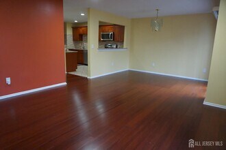 160 Vasser Dr in Piscataway, NJ - Building Photo - Building Photo