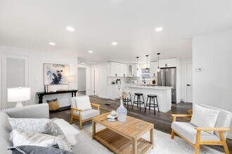 10346 Ashworth Ave N in Seattle, WA - Building Photo - Building Photo