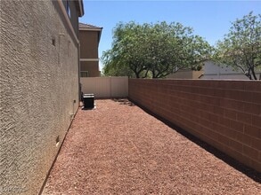9933 Carrizo Springs Ave in Las Vegas, NV - Building Photo - Building Photo