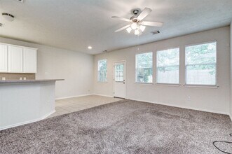 87 N Burberry Park in Spring, TX - Building Photo - Building Photo