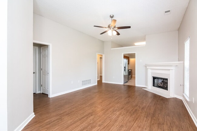 7366 Pecan Meadow Dr E in Olive Branch, MS - Building Photo - Building Photo